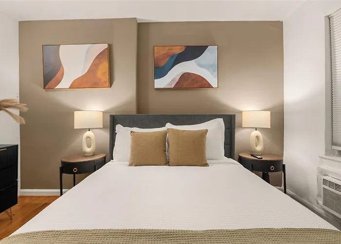 East Village Manhattan 3Br Apartment For City Life